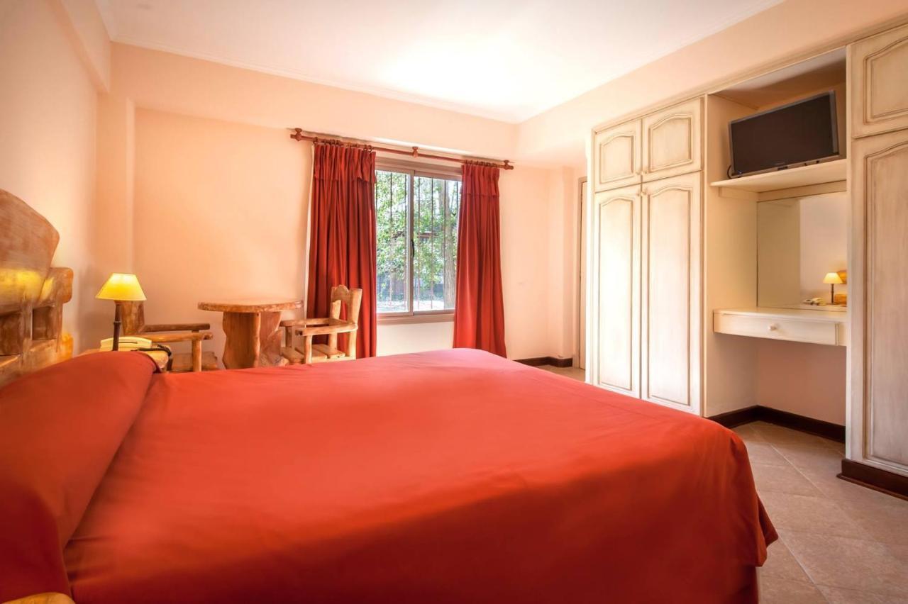 Palace Apartment *